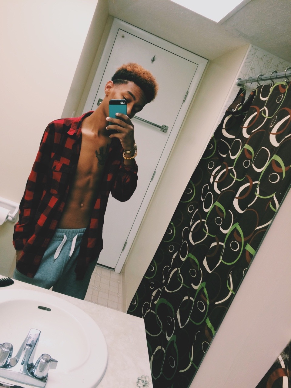 acetoldmitch:  pashionforfashion21allday:  acetoldmitch:💤 Blessed  😊
