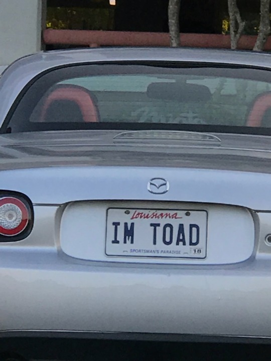 officialfist:  officialfist: I JUST SAW A LICENSE PLATE THAT SAID “IM TOAD” PULL UP IM GOING TO SEE IF I CAN FIND IT   HELL YEAH 