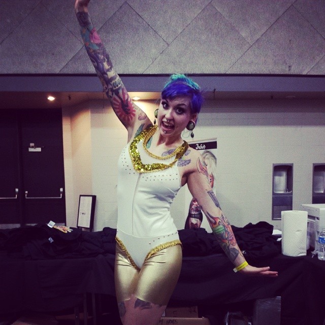smurfasaur:  New costume yayyyy  &lt;3