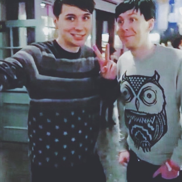 amazingplnil: “once, there were these two guys called dan and phil, who met each