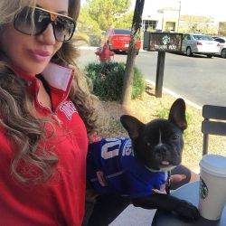 Icon wants @starbucks too 😜 greedy boy by richelleryan