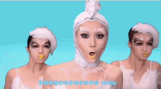 buzzfeed:  This video is like a beautiful fever dream.  Whhaaaaaaa?