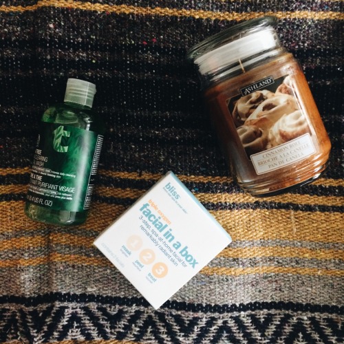 christiescloset:purchases today! tea tree facial wash, bliss facial in a box, & cinnamon candle