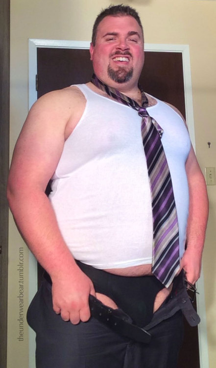 theunderwearbear:  (Un)dress for success - part 1!  ;-) Link to part 2 here.