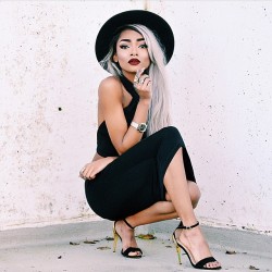 xobaddestbitchez:  dollsofbeauty:  nyane-duro-nervioso:  2 piece set by @boomboomboutique  Dolls  