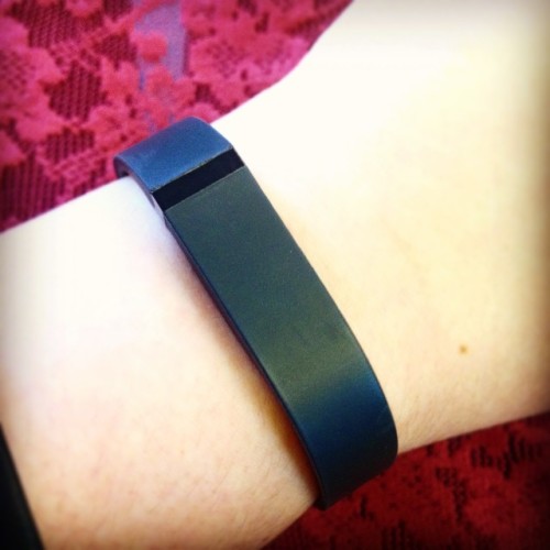 Go my #Fitbit on today 🏃 time for 10,000 steps & some good eating. #fitbitband #fitness #10000stepsaday #black #hot #tech