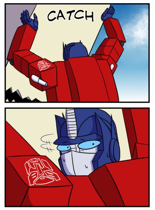 mycarhasasecret: klubbhead: ltmte: misterrockett: edude-makes-comics: G1 Transformers becomes a lot 