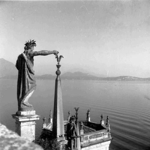 hismarmorealcalm:Villa Borromeo  Isola Bella, Lake Maggiore  Piedmont  Terraces with 