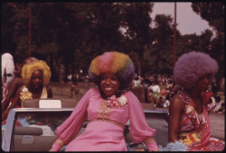 heavenrants: 40 Photos That Give A Window Into Black Life In Chicago In The ‘70s Photography by John H. White 