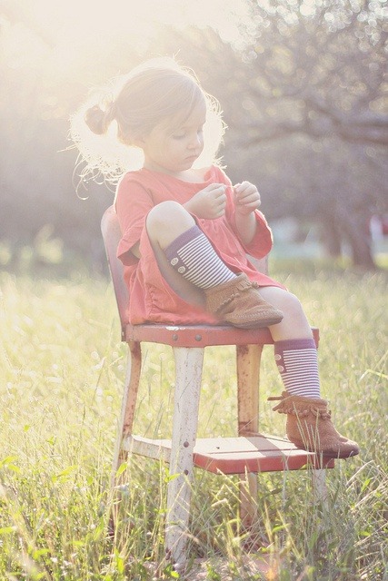 i-alzhraa:  س أنتظر       لعل الخير لم يأت بعد .