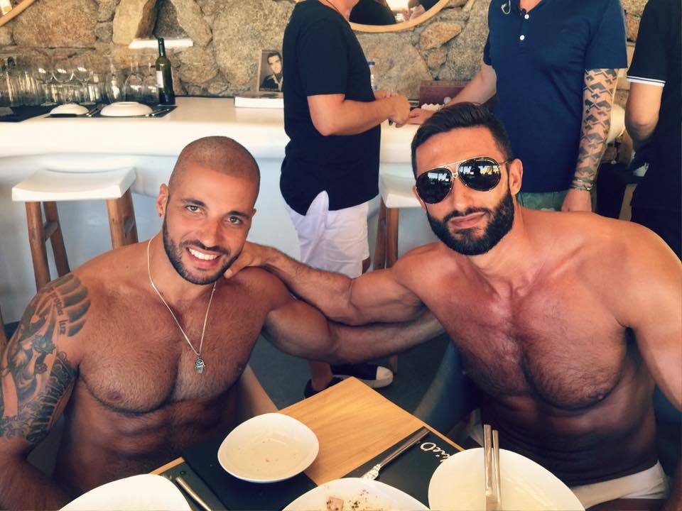mortalgodz:Ivan Romero and friend in Mykonos