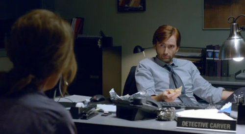 davidtennantcom: SCREENCAPS: David Tennant as Detective Emmett Carver From the latest Gracepoint tra