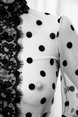 vavavoomrevisited: deniersixnine:  ~~ the English Lady has … Got DOTS ?     @StillCrazyAfterAllTheseYears6  Seeing spots before my eyes 