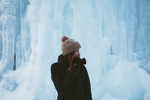 Shots from the second Northeast Collective Instameet in January, this time on top of Mount Pierce in