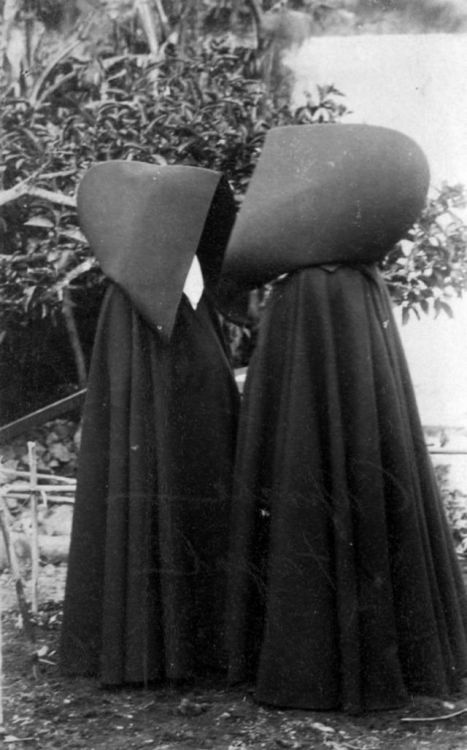 Doomsday Fashion of the Azores Islands, c. late 19th century.