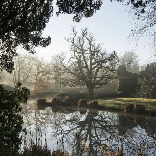 Where do you love to pause and reflect?Image: @scotneygarden_nt #nationaltrust