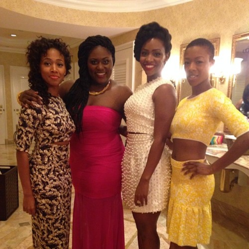 accras:   Teyonah Parris & her Juilliard classmates! “What a blessing and an honor to be standing next to these beautiful ladies!! All of which I went to #Juilliard with and look at us standing here at the #BlackWomeninHollywood #Essence event!!