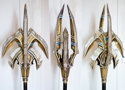 shikarius:  vurms:  loreweaver:  kamuicosplay:  Protoss Wizard - Starcraft II / Diablo III / World of Warcraft crossover Want to see more? Like Kamui on Facebook Follow Kamui on Twitter Check Kamui’s Blog Watch Kamui’s Costume Tutorials Armor material