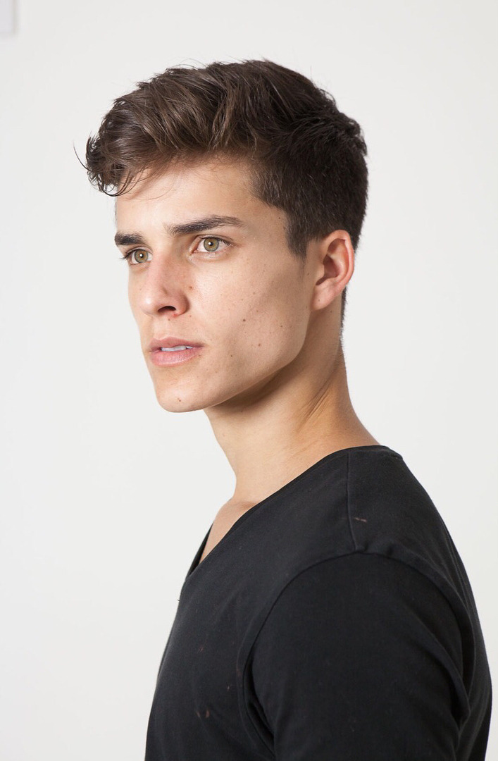 portaavions:Pedro Maia