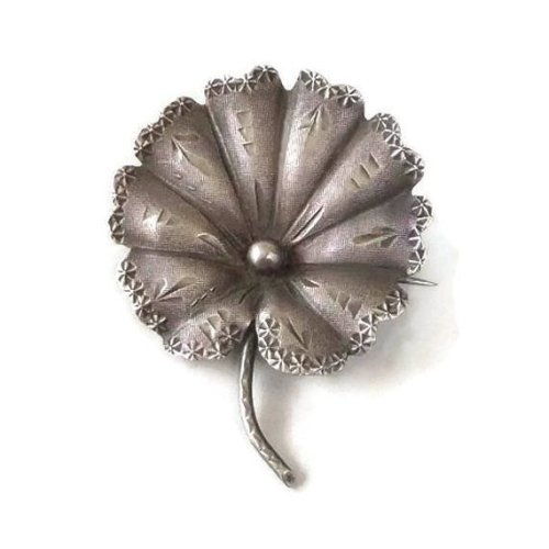 Antique Victorian STERLING Brooch, Aesthetic Victorian LILY Brooch, Botanical Water Lily Pad Pin 189