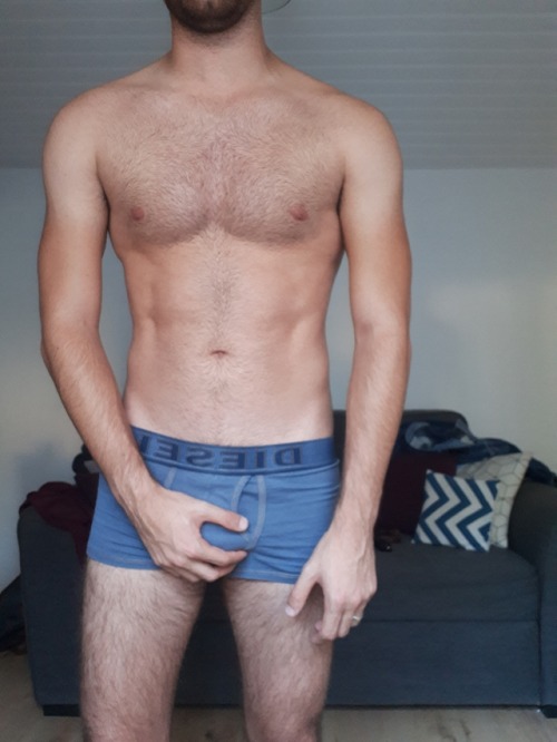 Porn Pics maxinbc:Body hair or trim? NO  trim