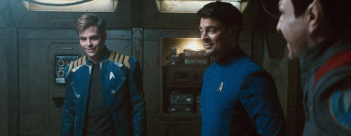 zacharysquinto:  Behind the scenes of ‘Star Trek Beyond’ (2016)
