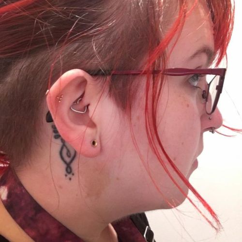 Got a new stabby  #daith #daithheart #piercing  www.instagram.com/p/B3aJjdVFrNWGa275zxbWmPo4