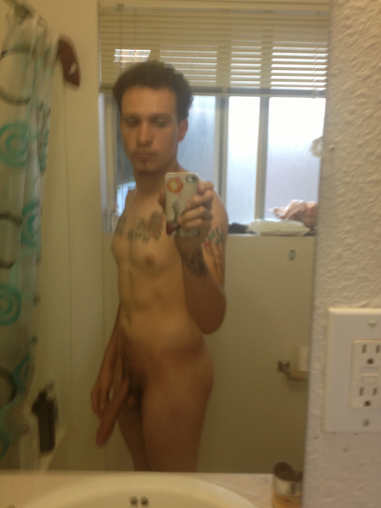 guyswithcellphones:  Army man, Victor 21yo from Colorado Springs, CO. showing off