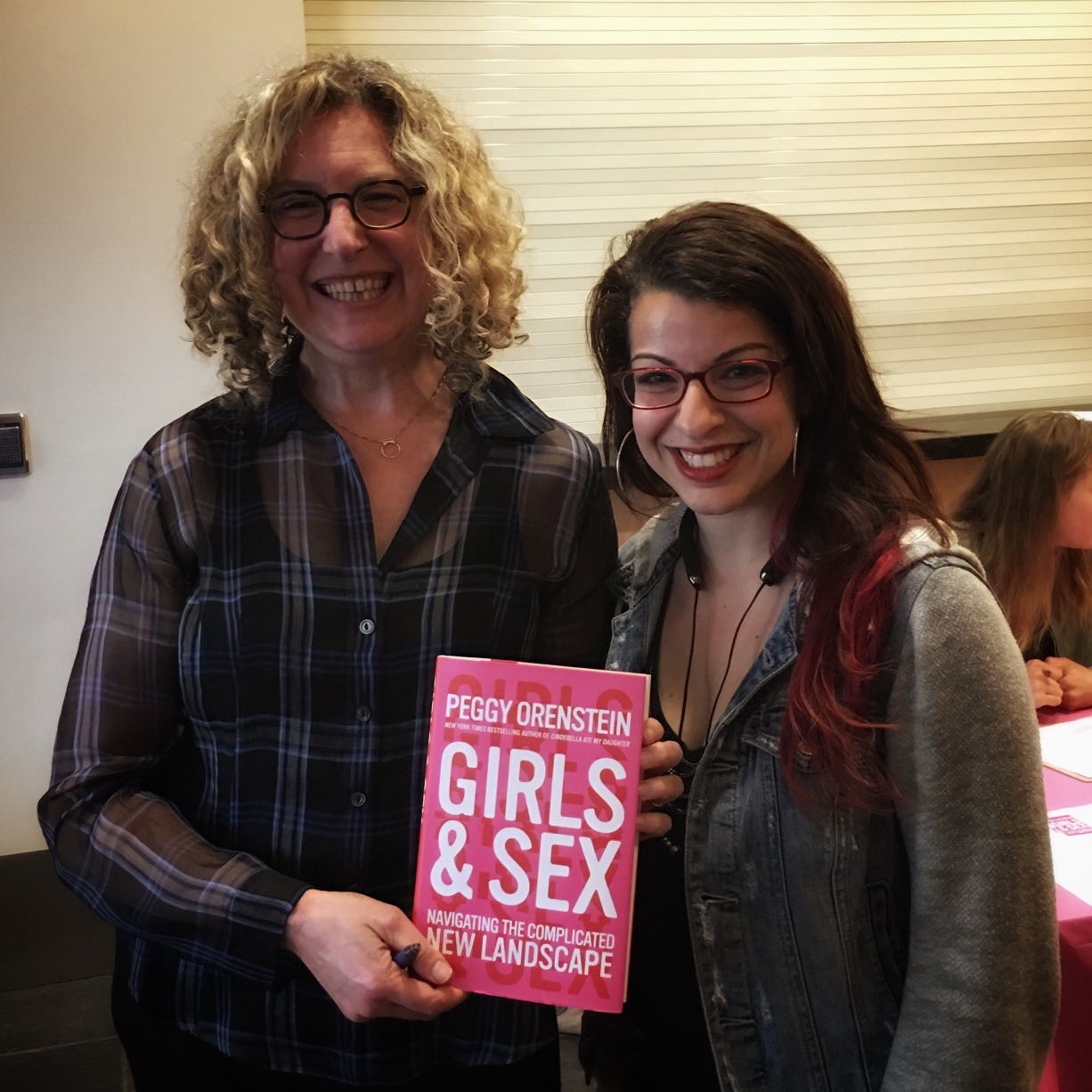 femfreq:  Had a great time last night at Peggy Orenstein’s reading of her fantastic