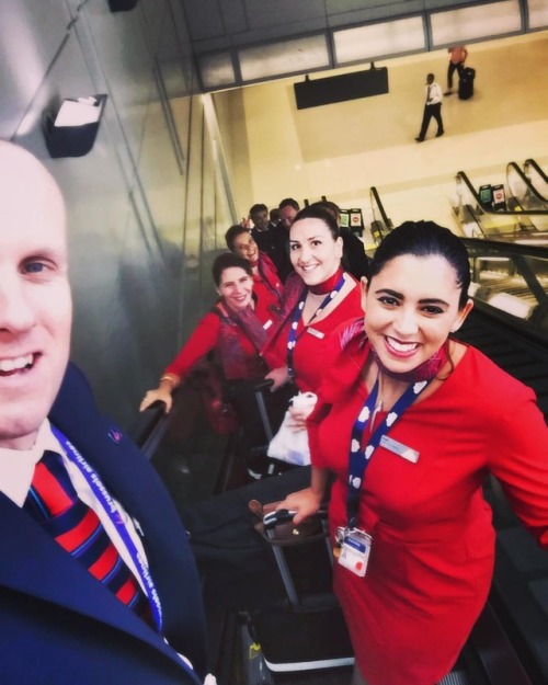 33000shadesofaflightattendant:Super crew #tb #cabincrew #happy #flightattendant #red #steward #stewa