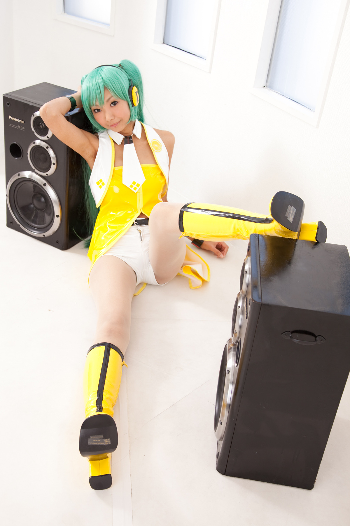 Vocaloid - Miku Hatsune (Necoco) 21HELP US GROW Like,Comment &amp; Share.CosplayJapaneseGirls1.5