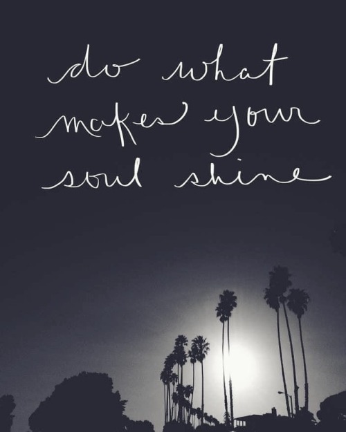 Hmm #moody #thoughtoftheday #soulshine (at Bhubaneswar, India)
