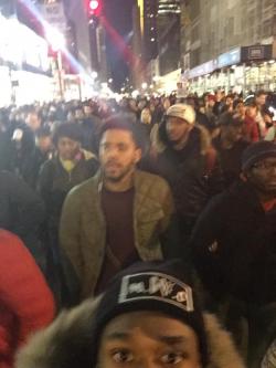 foreverholdmedown:  J. Cole is currently amongst the New York City protestors, who are protesting in honor of Eric Garner.   😻