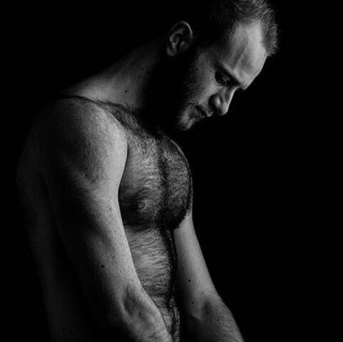 yummyhairydudes:  YUM!  For MORE HOT HAIRY guys-Check out my OTHER Tumblr page:http://www.hairyonholiday.tumblr.com 