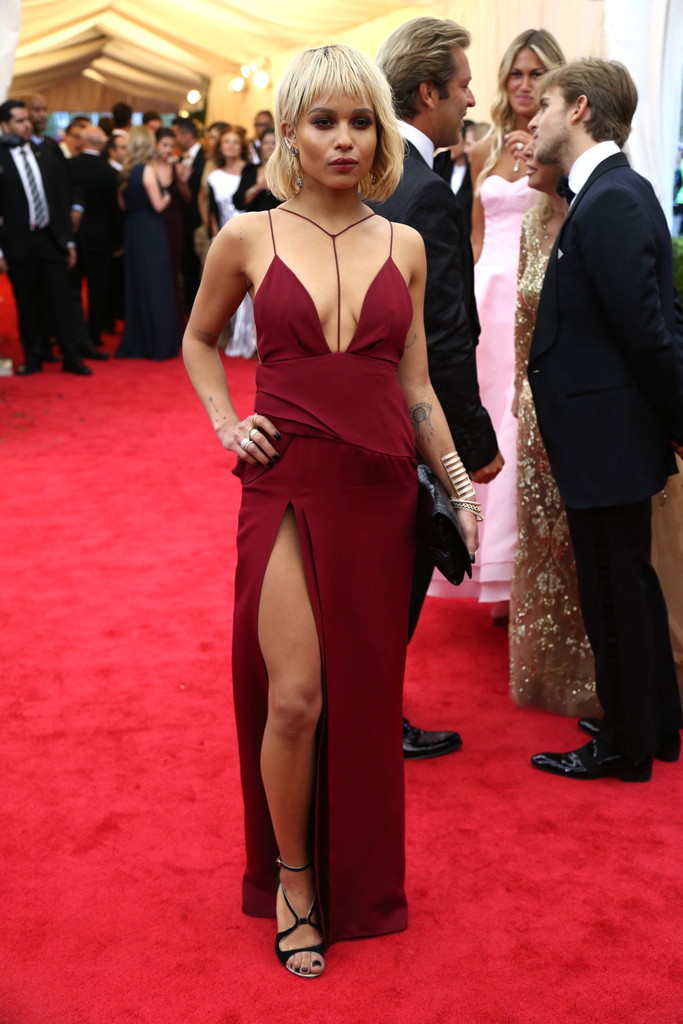 askaboutnikki:  elizabethswardrobe:  Zoe Kravitz in Balenciaga at the Met Gala.