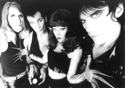 stay-sick-turn-blue:The Cramps