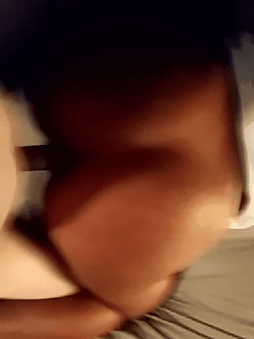 cinnabunsss:  Might post a vid of this once we get more followers