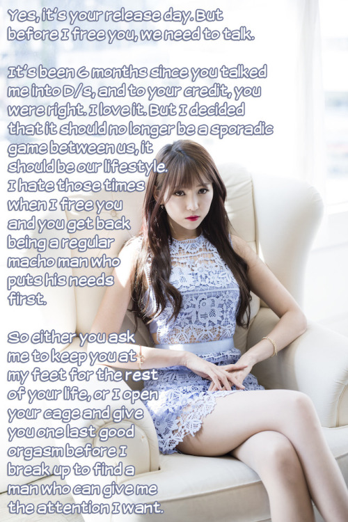 wafuu-chastity:  I’m finally back being Princess’ slave since yesterday. We both decided to try pushing the experience longer than before, so that means at least more than 5 weeks. I’m also back in cage. As it appeared clear from our discussions,