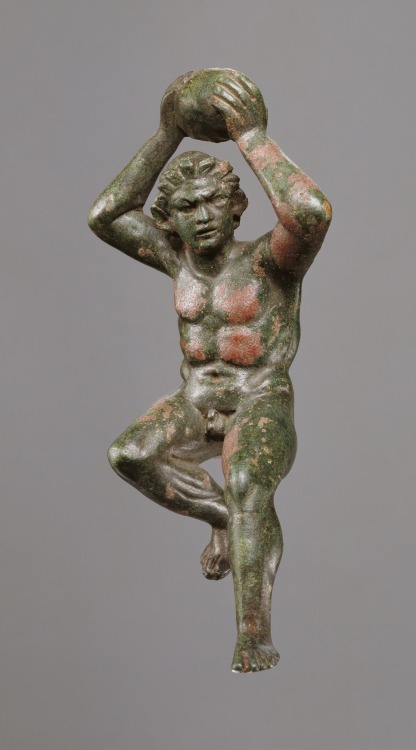 ancientpeoples:Statuette of a Giant Hurling a Rock Greek, 200 - 175 B.C Bronze, 14 cm high (5 ½ in)T