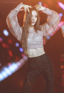 fuckyeah-fx:  ©butterfly4ever12