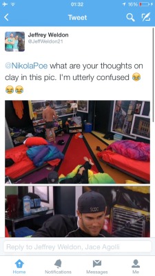 officialpancheros:  oh my     I dont know how, or why, but Jeff got a screencap of my post of Clay staring at his ass and he and Jace talked about it on twitter.  Why did none of you tell me about this when it happened?