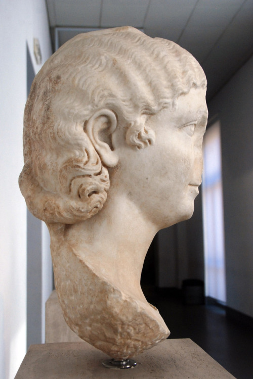 Empress Tranquillina (?), wife of emperor Gordian III. From Poggio Sommavilla. C. 250 AD. Marble. Mu