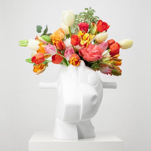 whitneymuseum:
“Browse the Museum Shop online or in person (no admission ticket required) for gifts and titles inspired by Jeff Koons: A Retrospective.
”