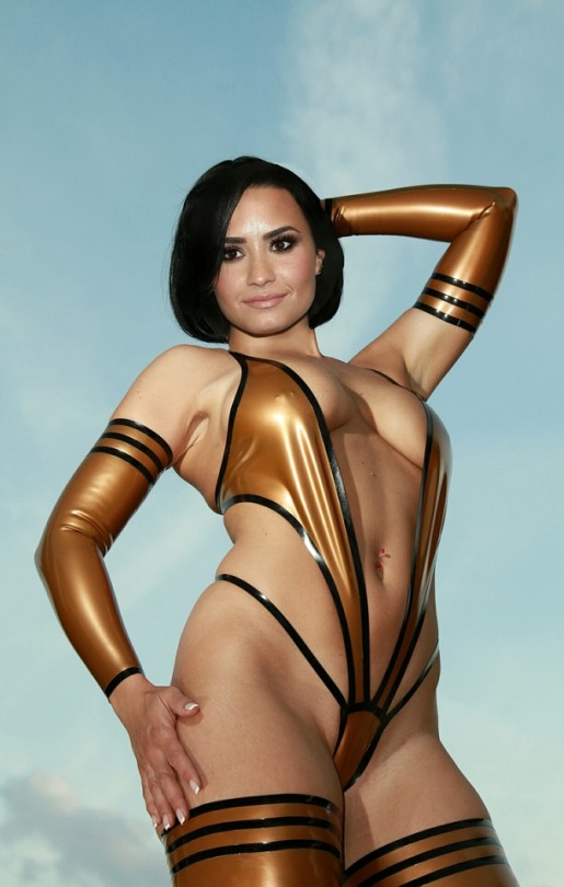 fuckdollsxxx:  Demi Lovato