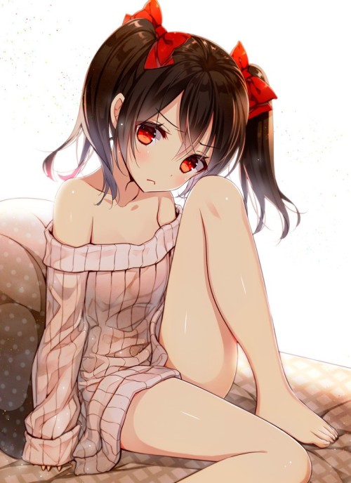yousing:  (via  【はだし】裸足の女の子の二次画像【ハダシ】　その６ |  二次萌エロ画像ブログ) 