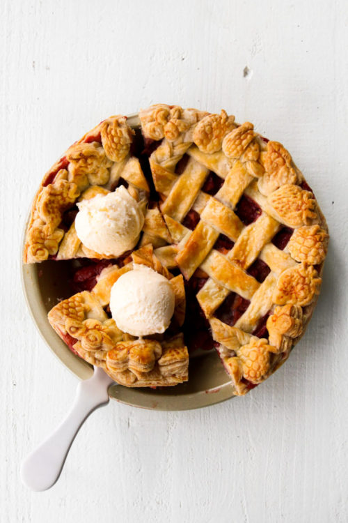 sweetoothgirl: Strawberry Nectarine Pie