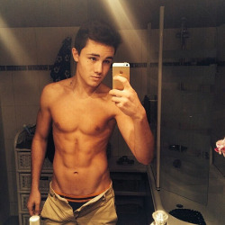 Only Hot Dudes
