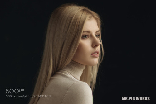 SELENA by vcg-mrpig