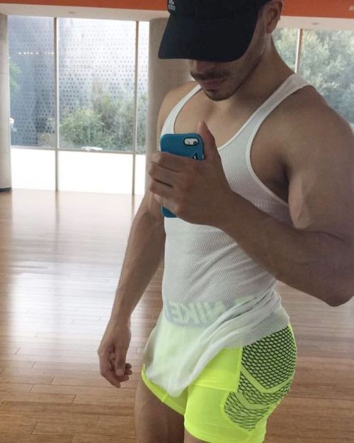 WORKOUT GEAR