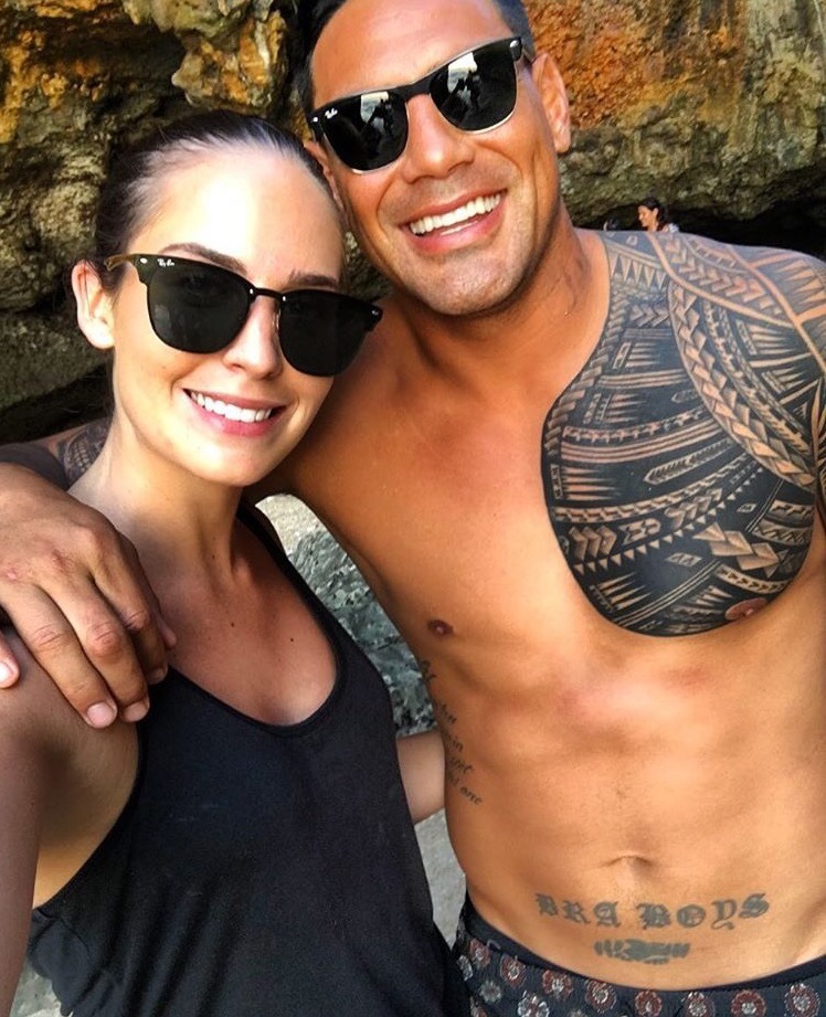 digbyioane:  follow for more island guys 🤙🏼